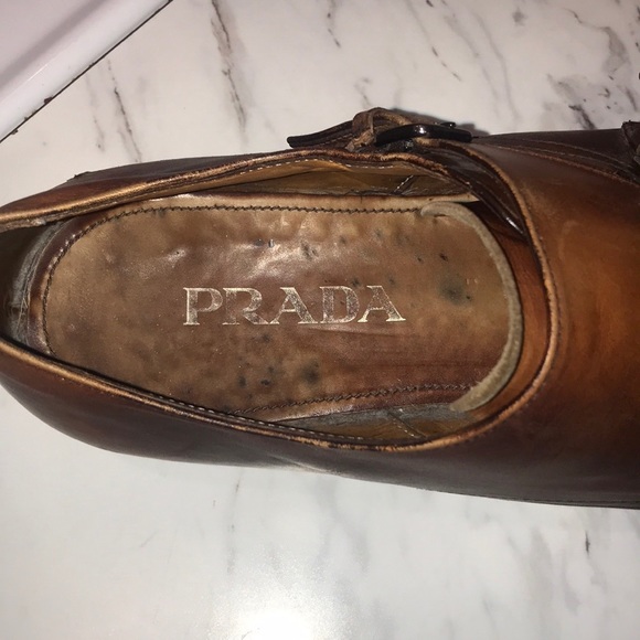 Prada shoes - Picture 5 of 8
